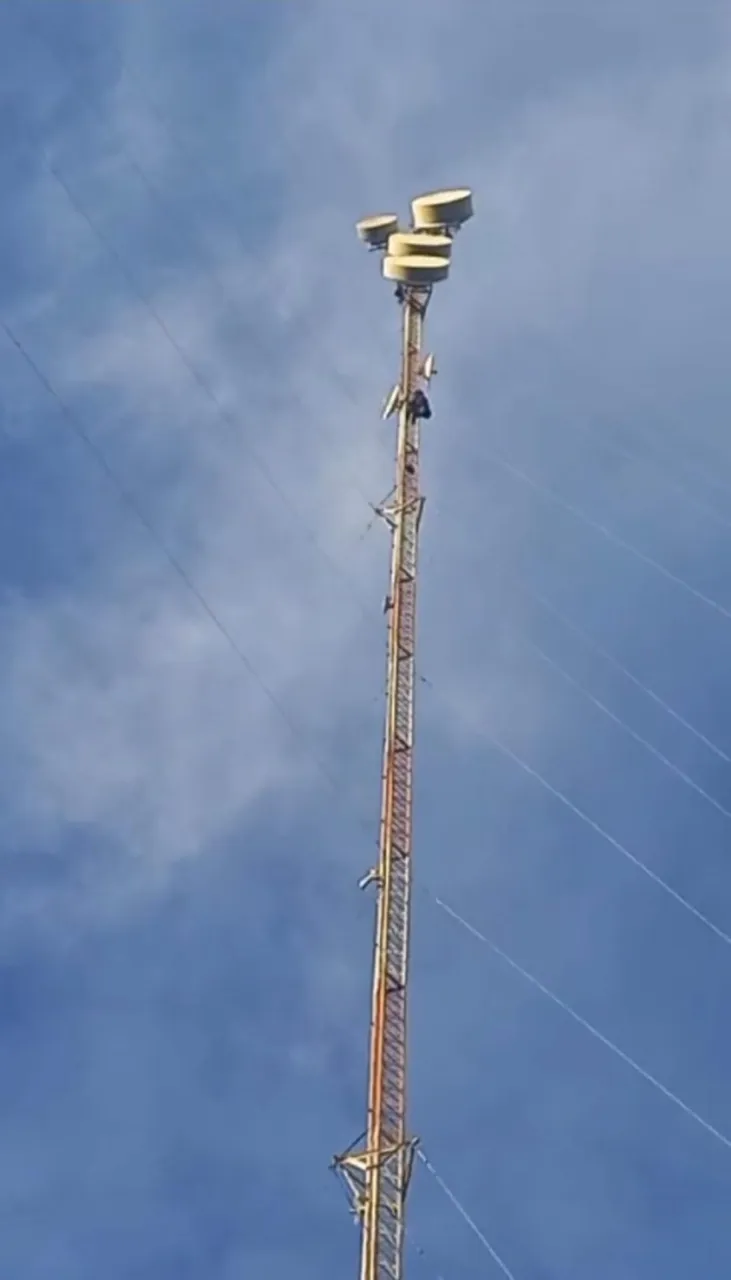 Torre de Ferro de 120 metros