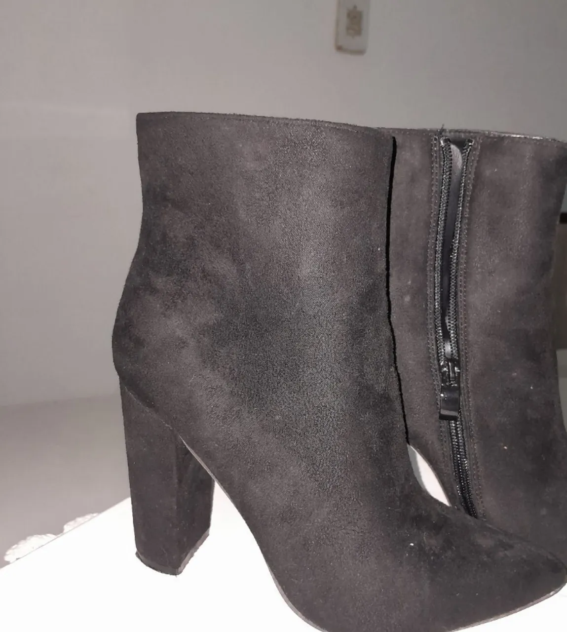 Bota Feminina Preta de Salto Alto