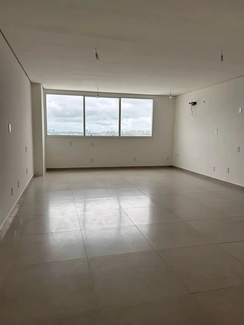 Sala para venda no Cesdi, Cohama - São Luís - MA