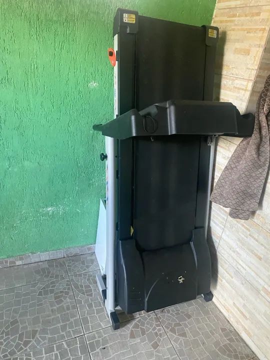 Esteira elétrica Dream Fitness Residencial DR 1600  - Foto 2