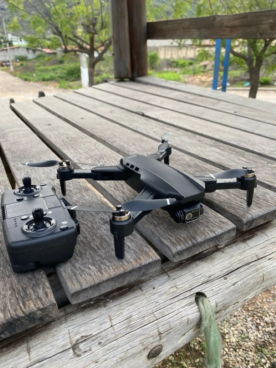 Drone L900 pró - com duas baterias 