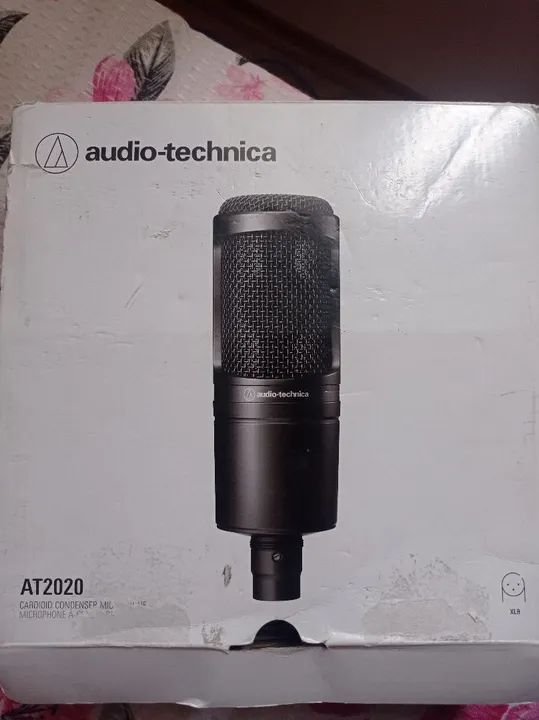 Microfone Condensador Audio-Technica AT2020 Novo