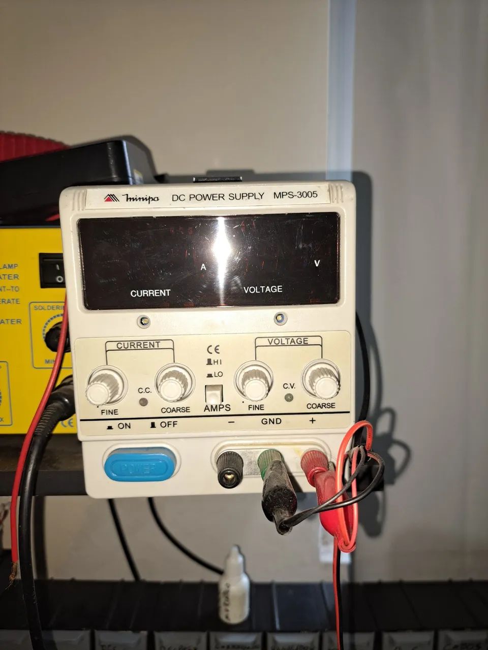 Fonte de Alimentação DC Minipa 3005
