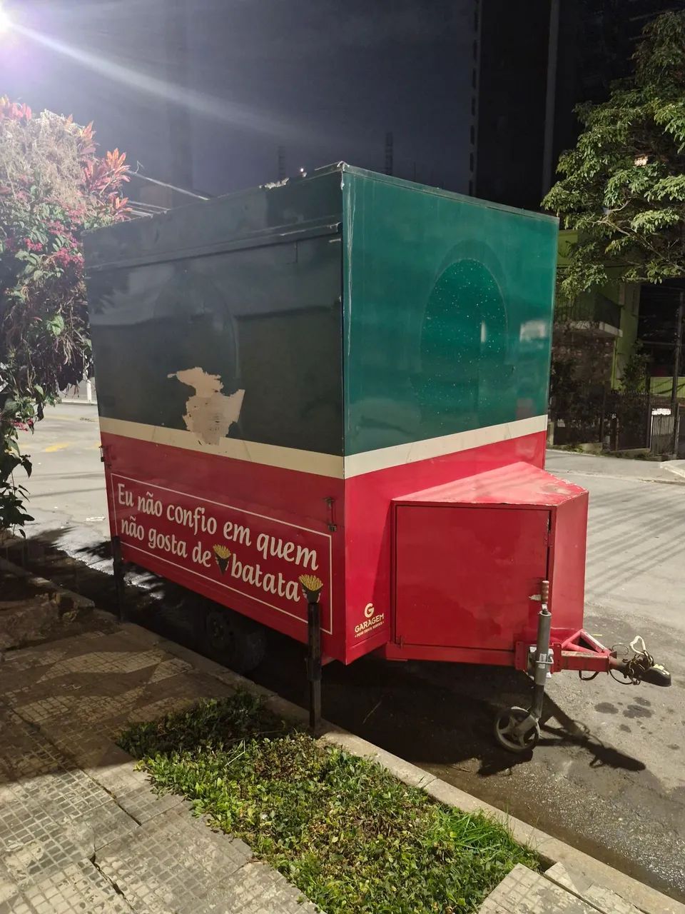 Trailer foodtruck  aceito troca por moto ou carro - Foto 4