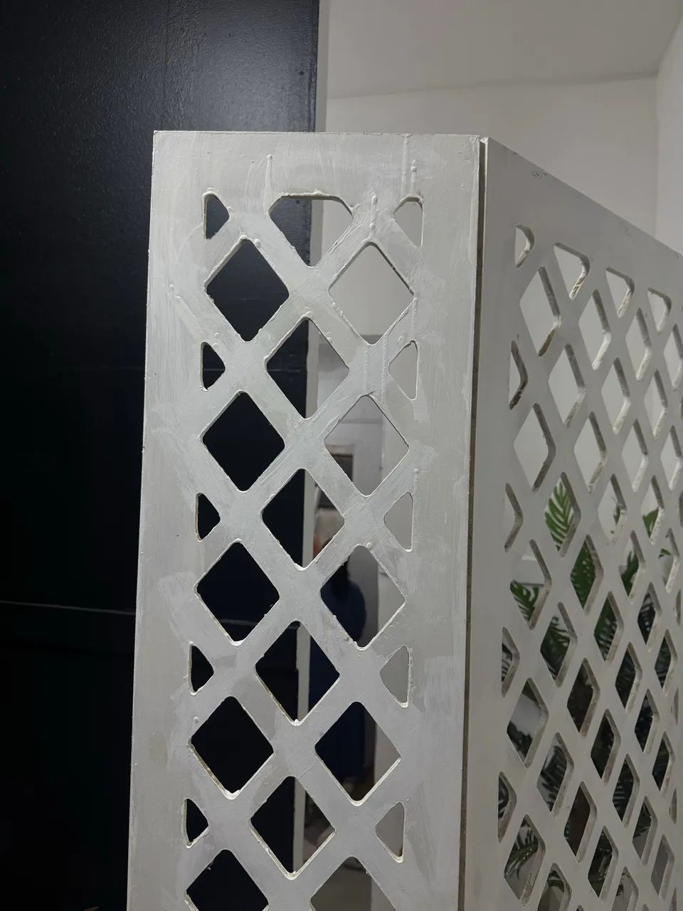 Wooden screen64374838616193120