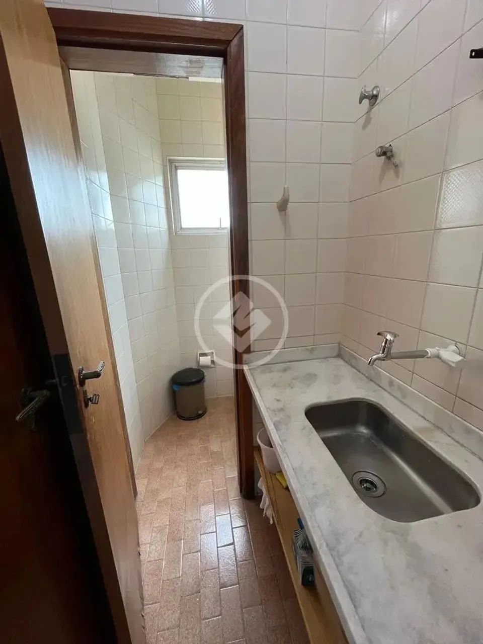Vende-se Sala Comerciais na av. 13 de Junho , sendo 44,77 m² no Edifício Albert Sabin. Loc - Foto 4