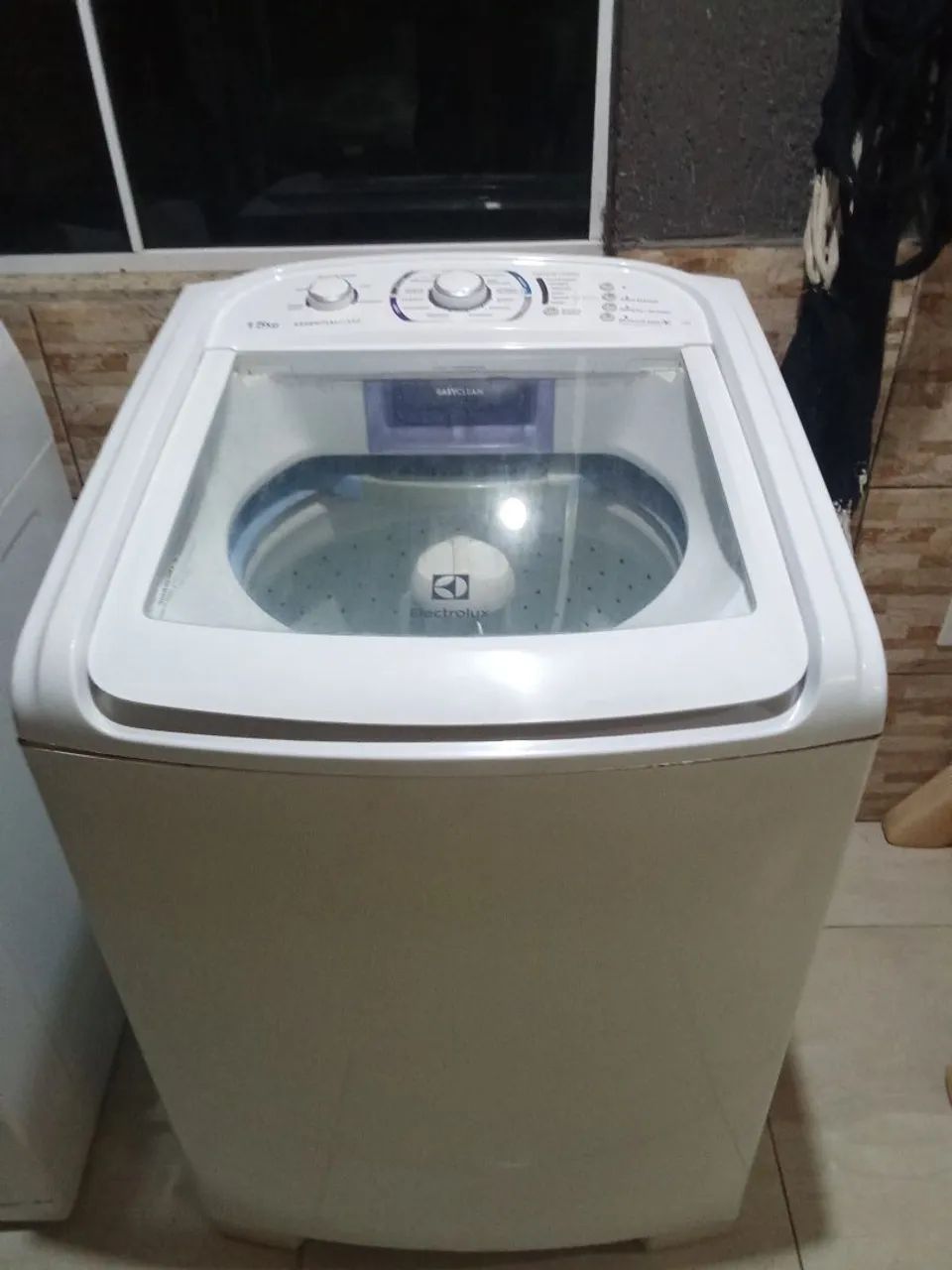 Máquina de lavar Electrolux 15 quilos 