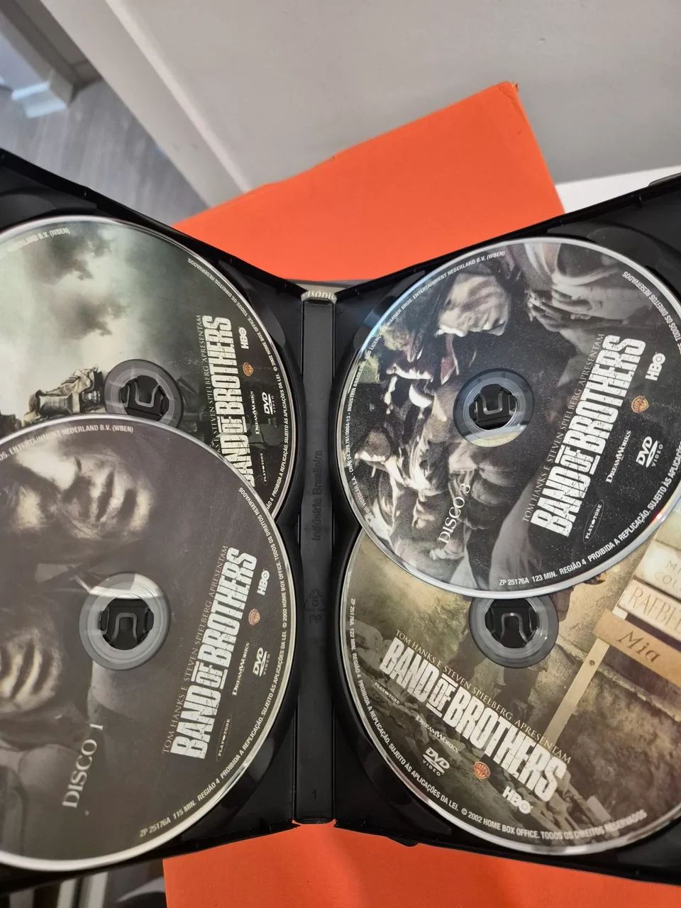 Band of Brothers - DVD - 10 Episódios - Foto 2