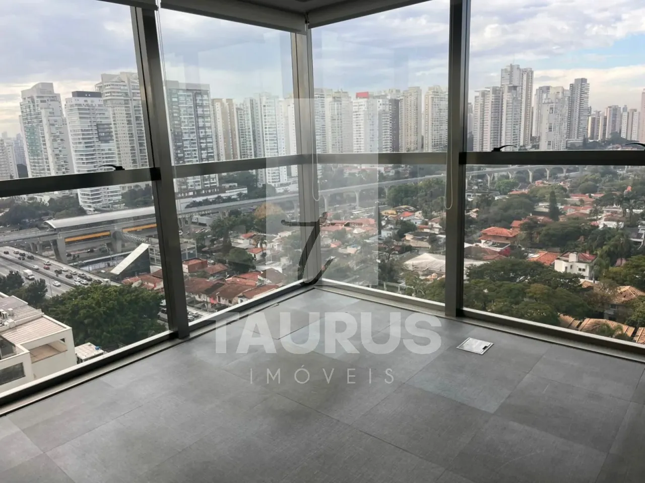 Sala Comercial para Locação no Brooklin Paulista - São Paulo-SP