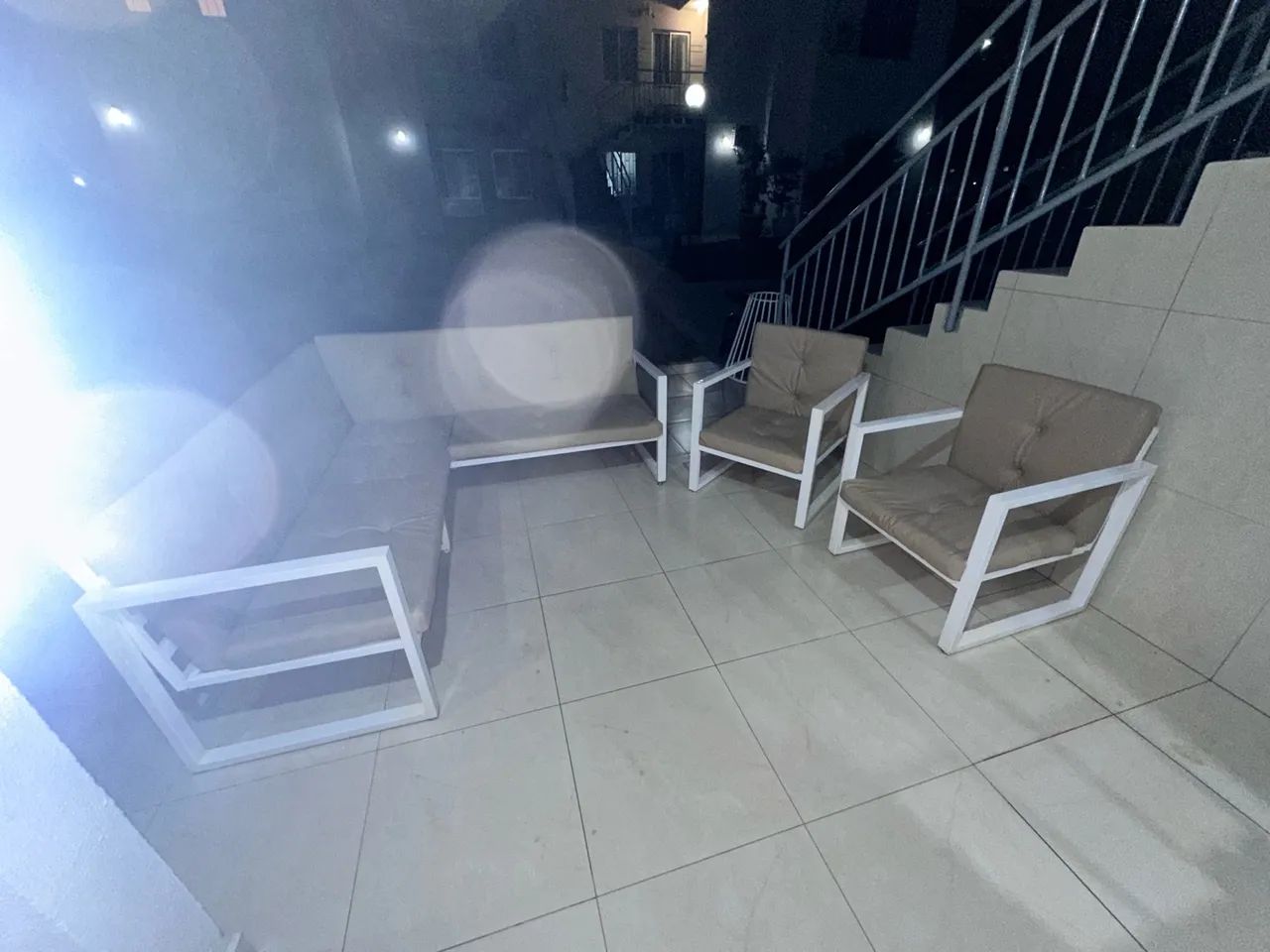 Conjunto de Sofá e Poltronas em Alumínio - Foto 5