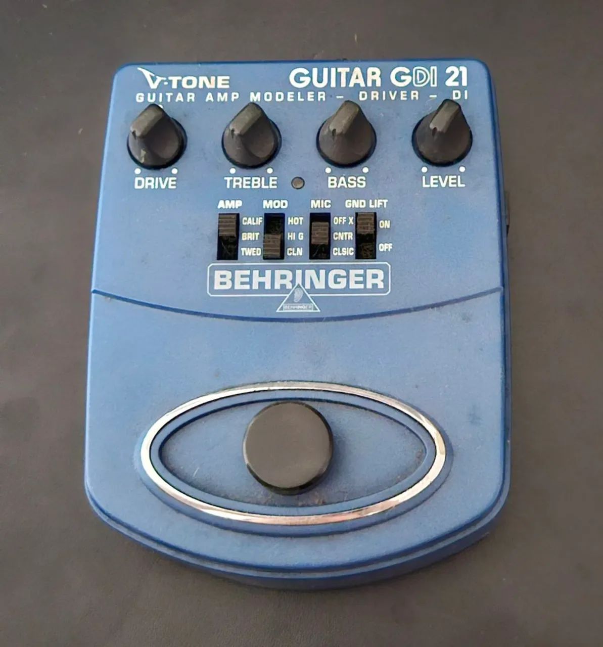 Pedal Behringer V-TONE GDI21