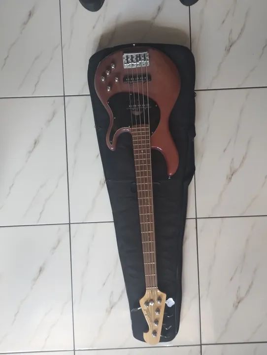 Baixo Tagima Fusion 5 Cordas - Hand Made in Brazil  - Foto 5