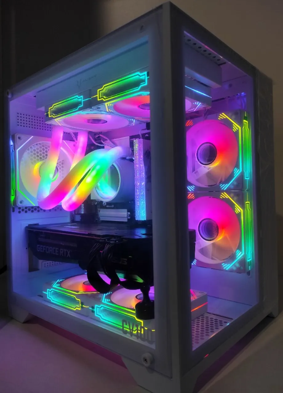 Pc Gamer Branco Aurora: i5-14400F (10 Núcleos) RTX 3070 (NOVO) DDR5