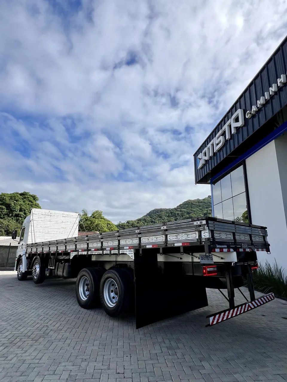 30.320 Constellation 8x2 2p (diesel)(E6) - Foto 4