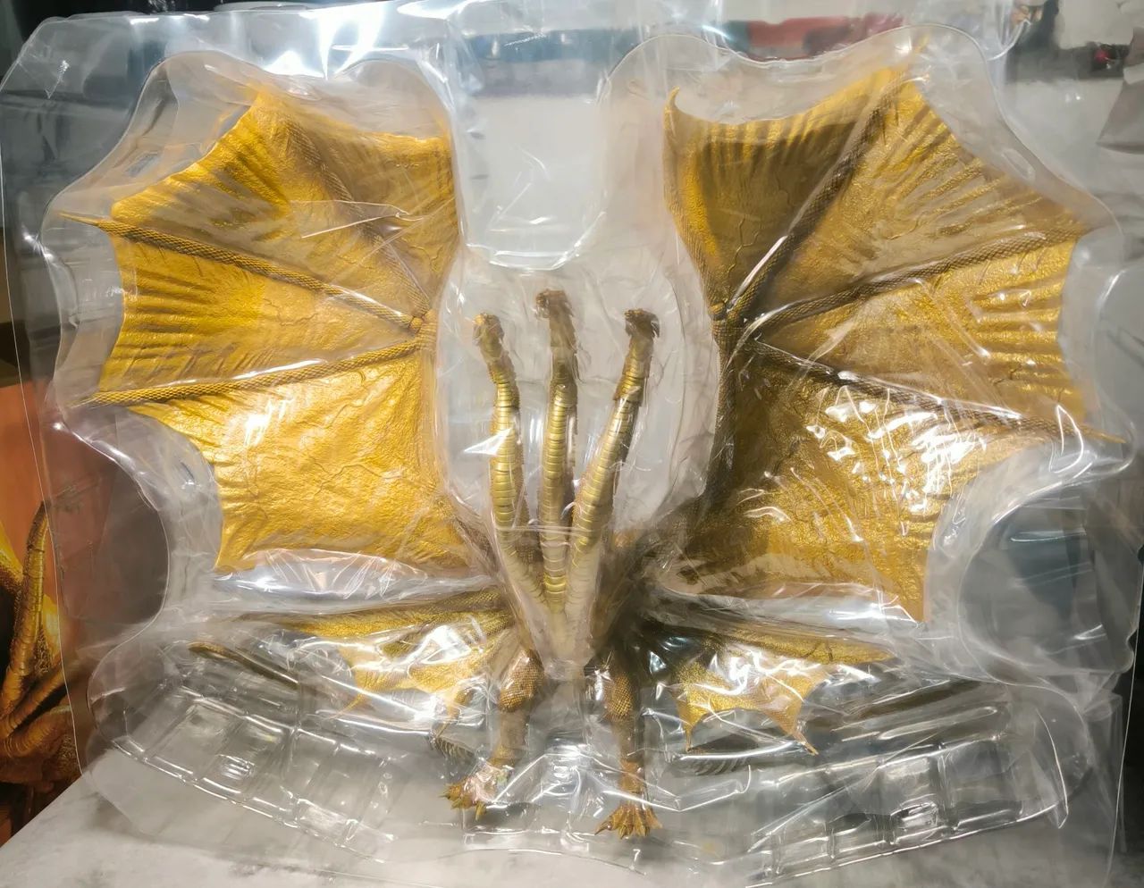 Godzilla King Ghidorah hyia toys original lacrado - Foto 5