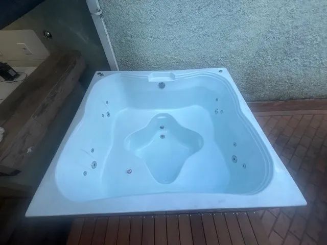 Spa 4 lugares completo c/ deck  - Foto 2
