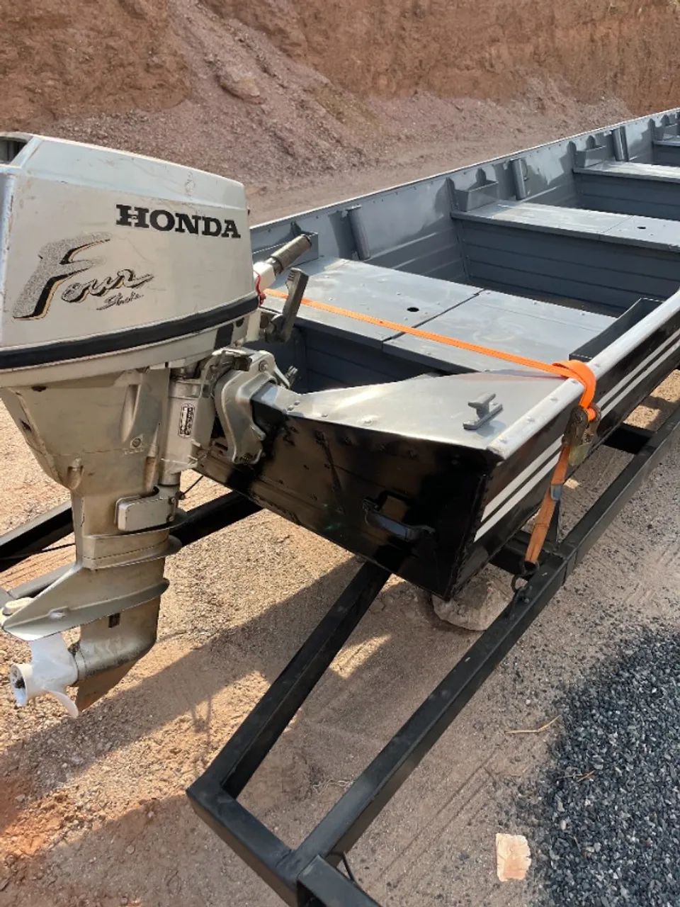 Canoa 6m + Carreta + Motor 15hp 4T - Foto 5