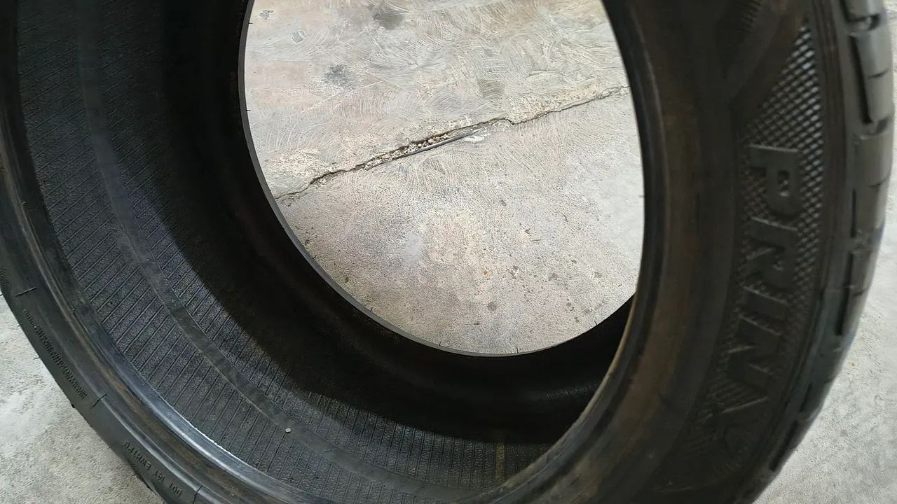 Pneu BMW NOVO usado 3 meses - Foto 5