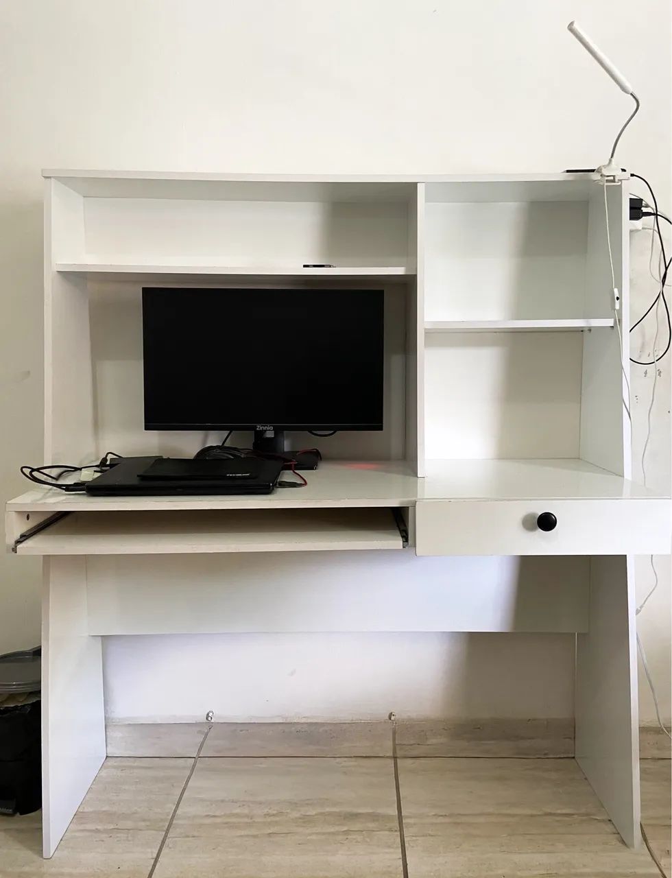 Desk64197827876099120