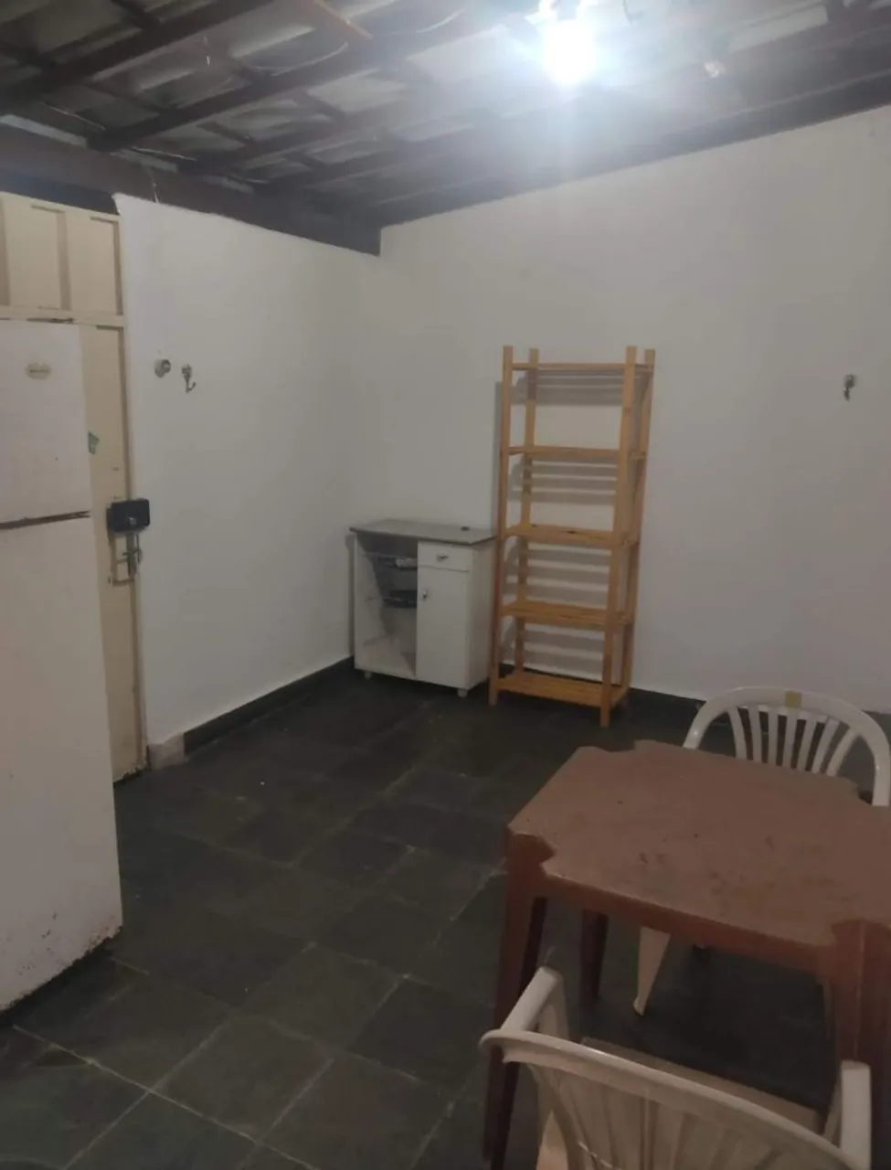Kitnet (mini casa) no bairro Itapoã