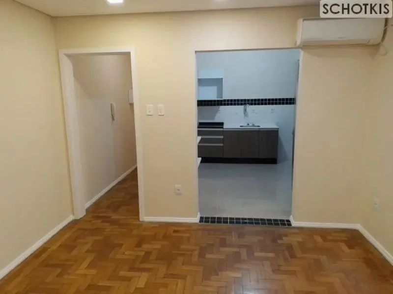 IMOBILIÁRIA SCHOTKIS VENDE APARTAMENTO DE 02 DORMITÓRIOS ALUGADO, COM DEPENDÊNCIA DE EMPRE - Foto 4