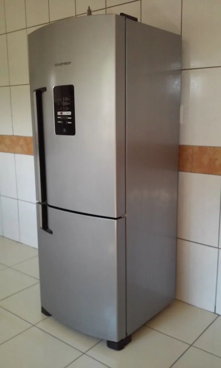 Envelopamento de geladeira e freezers  - Foto 5
