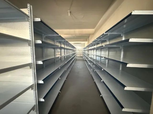 Gôndolas Prateleiras de Aço | Resistência e exposição profissional para seu comércio - Foto 4