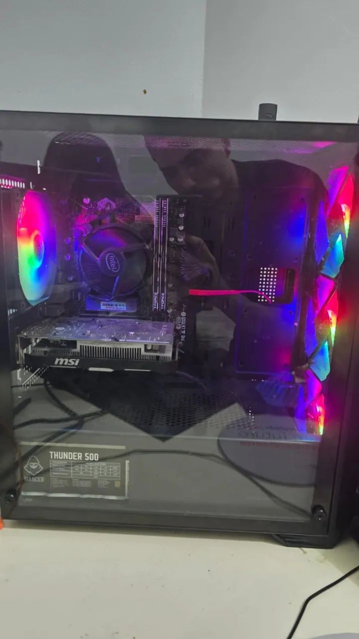 Computer64318041854593120