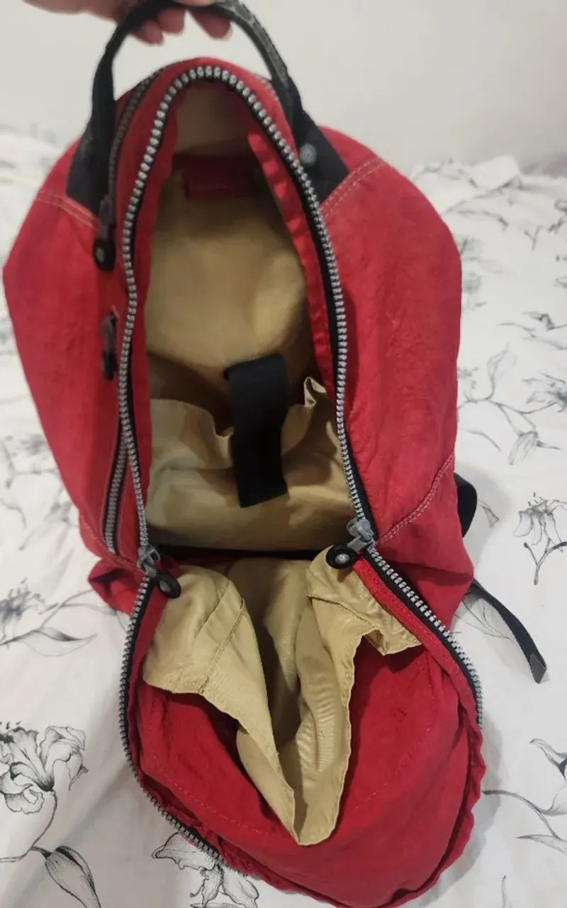 Mochila Kipling Vermelha Importada  - Foto 3