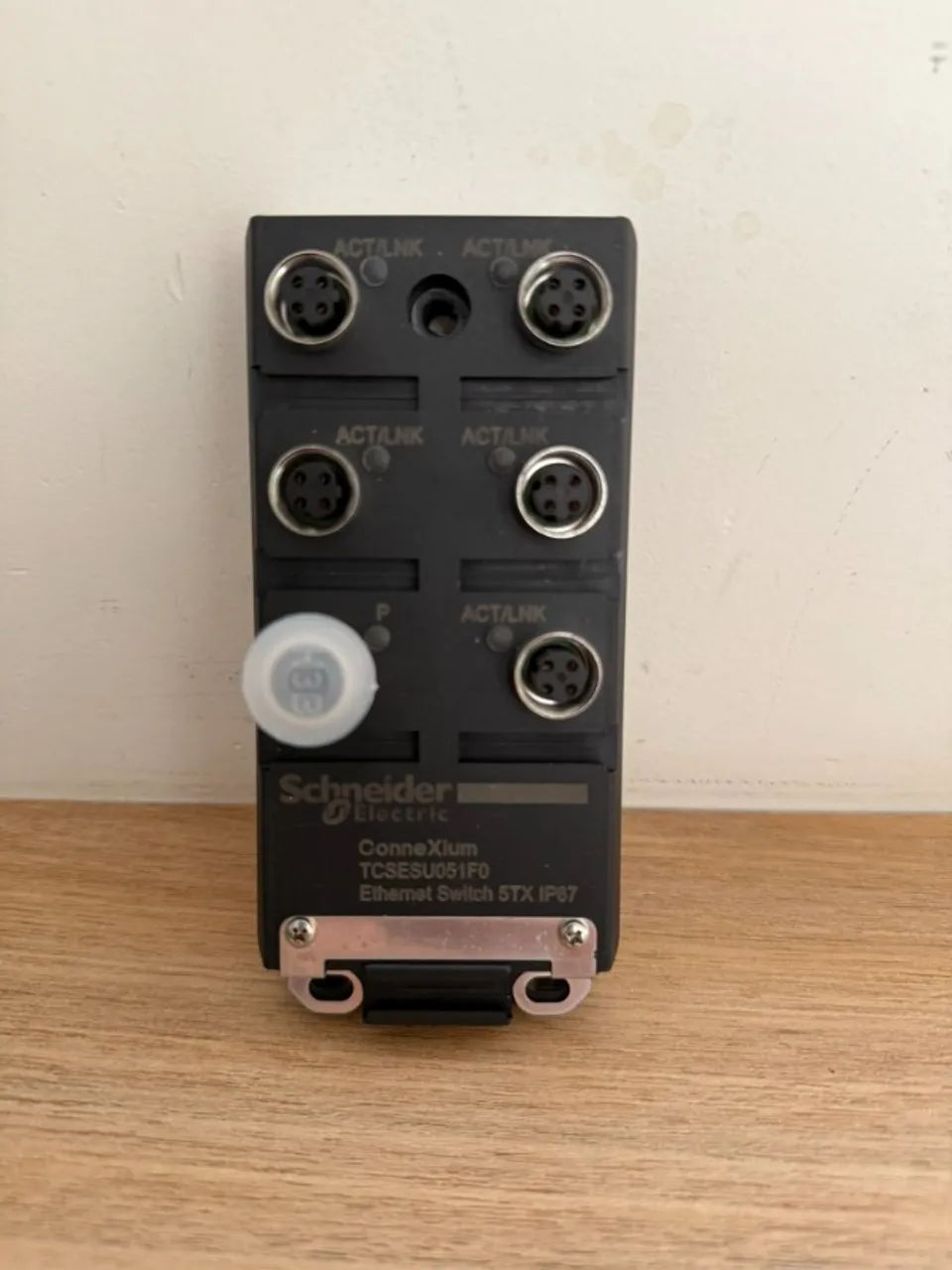 Switch IP67 5TX TCSESUO51FO - Foto 4