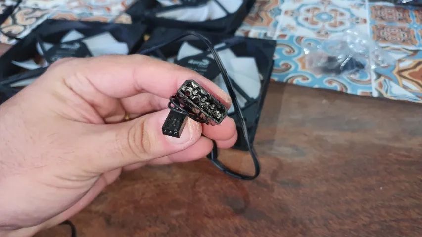Kit 3 Fan Cooler 120mm Aerocool RGB - Foto 4