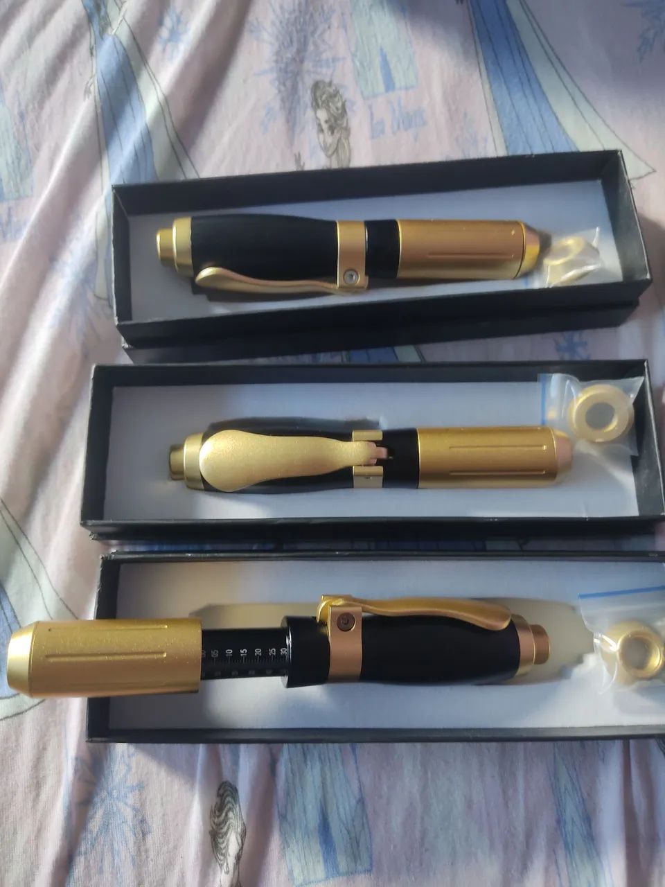 03 Canetas de Pressuterapia Hyaluron pen !!!!!!  Por apenas R$900,00. 