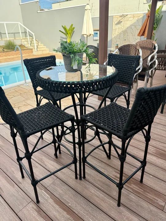 Conjunto de Mesa de Jantar com 4 Cadeiras - Preto64305476111106121