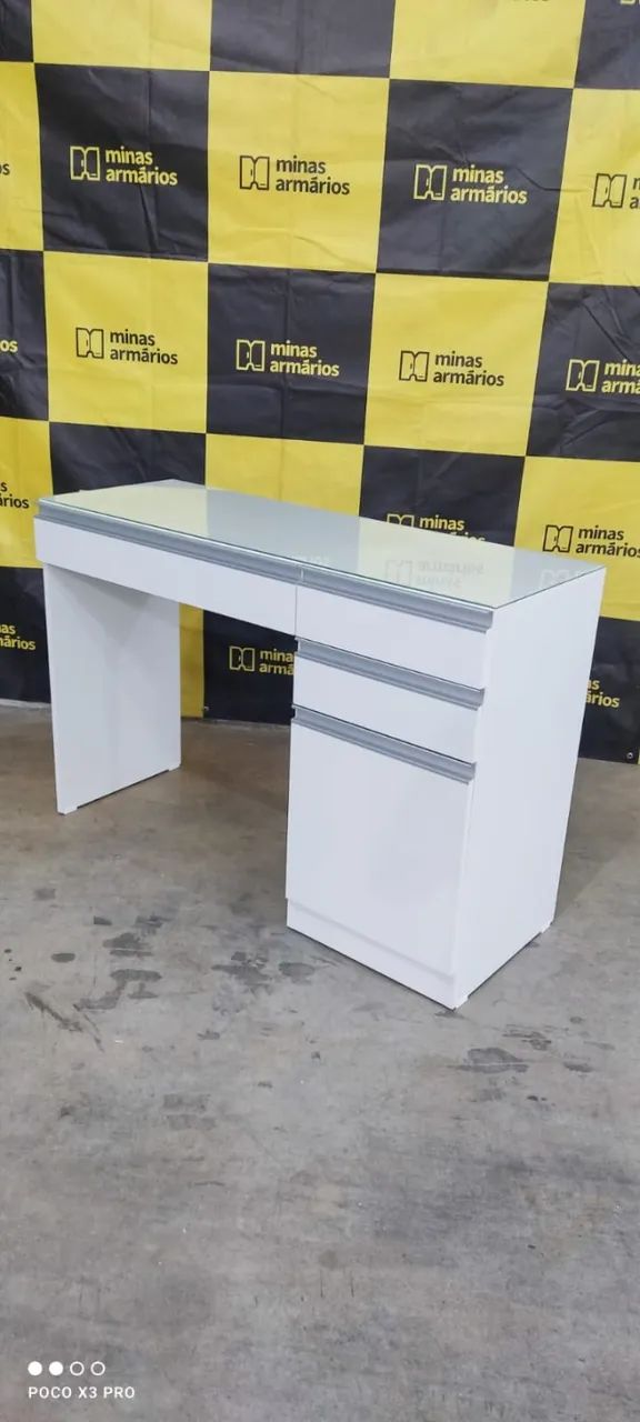 Mesa escritório 4 Gavetas + Tampo Vidro