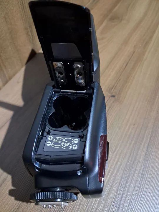 FLASH YN565EX III - POTÊNCIA E QUALIDADE COMO NOVO!<br> - Foto 3