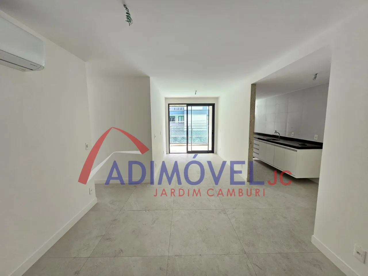 Apartamento em Santa Lúcia! Com 3 Quartos, 1 Suíte, 2 Vagas,91m².!