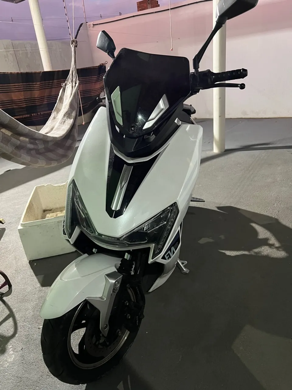 Vendo moto VOLTZ 