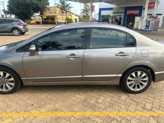 Honda Civic  LXL  1.8  - 2010/2011 - Foto 4