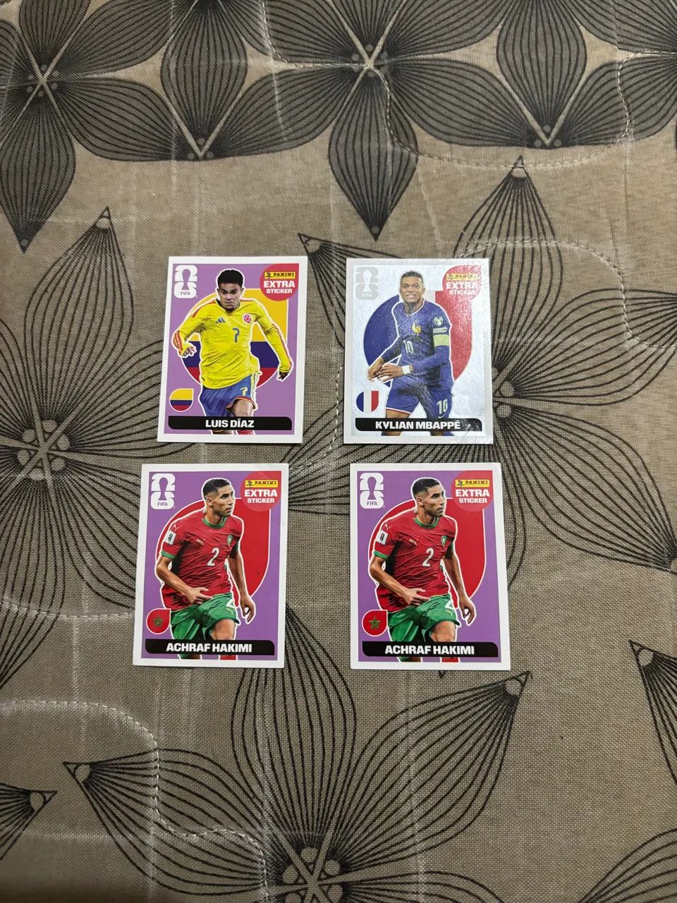 figurinhas legend regular e prata 2026