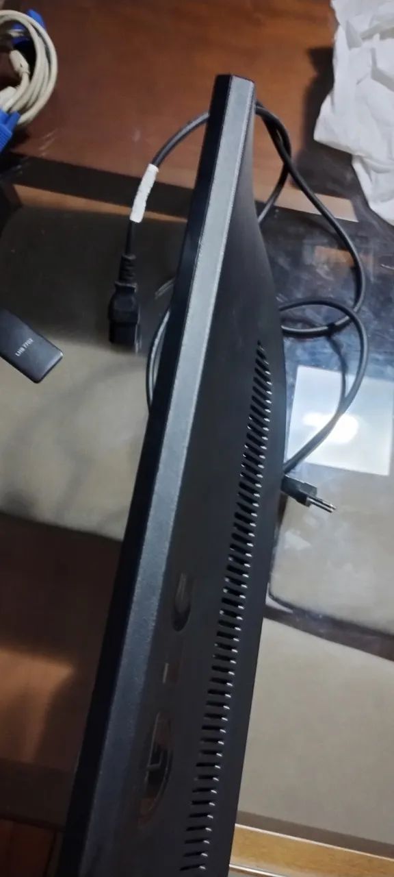 Monitor LG Flaton  - Foto 2