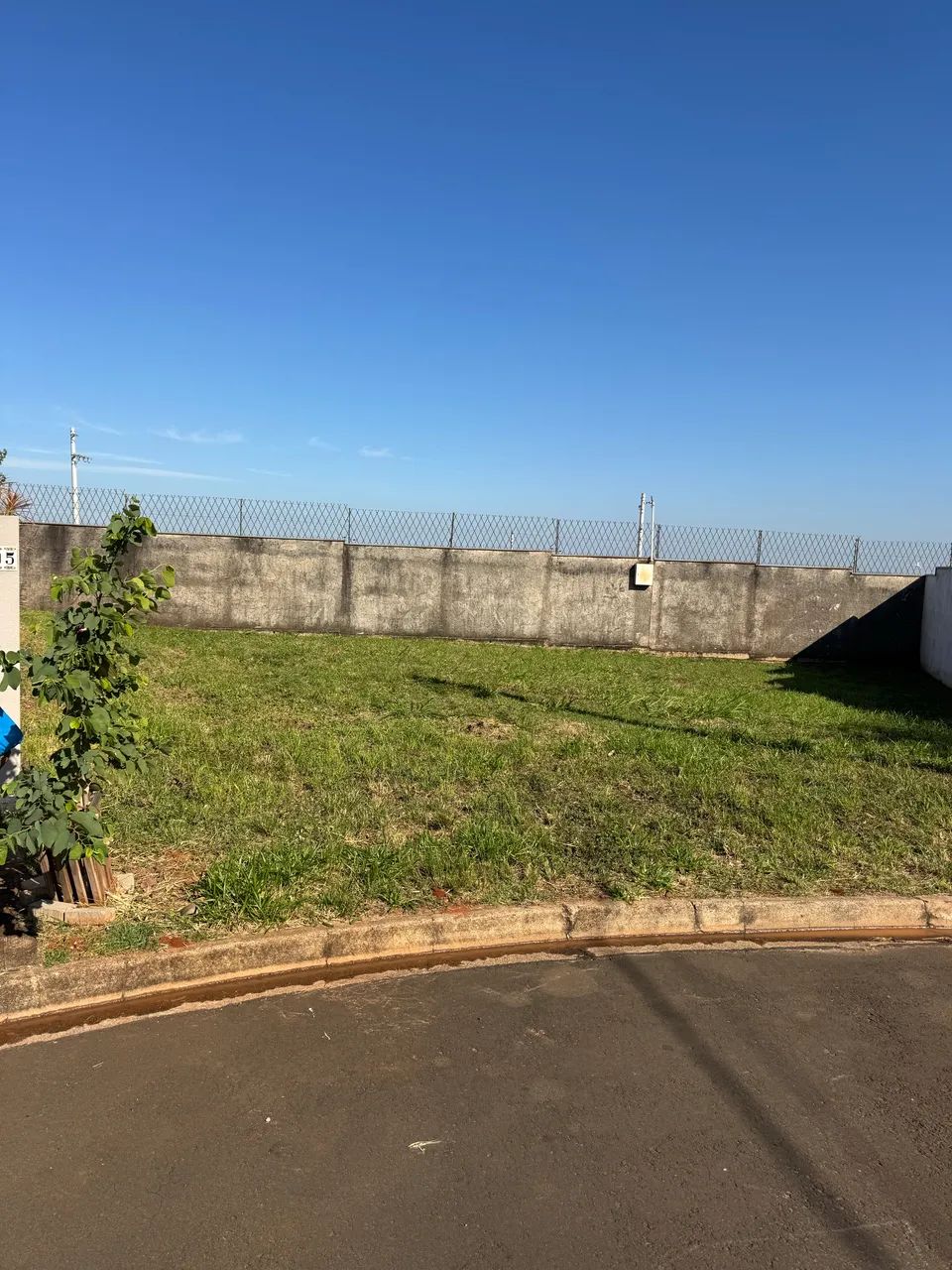 TERRENO CONDOMÍNIO FECHADO