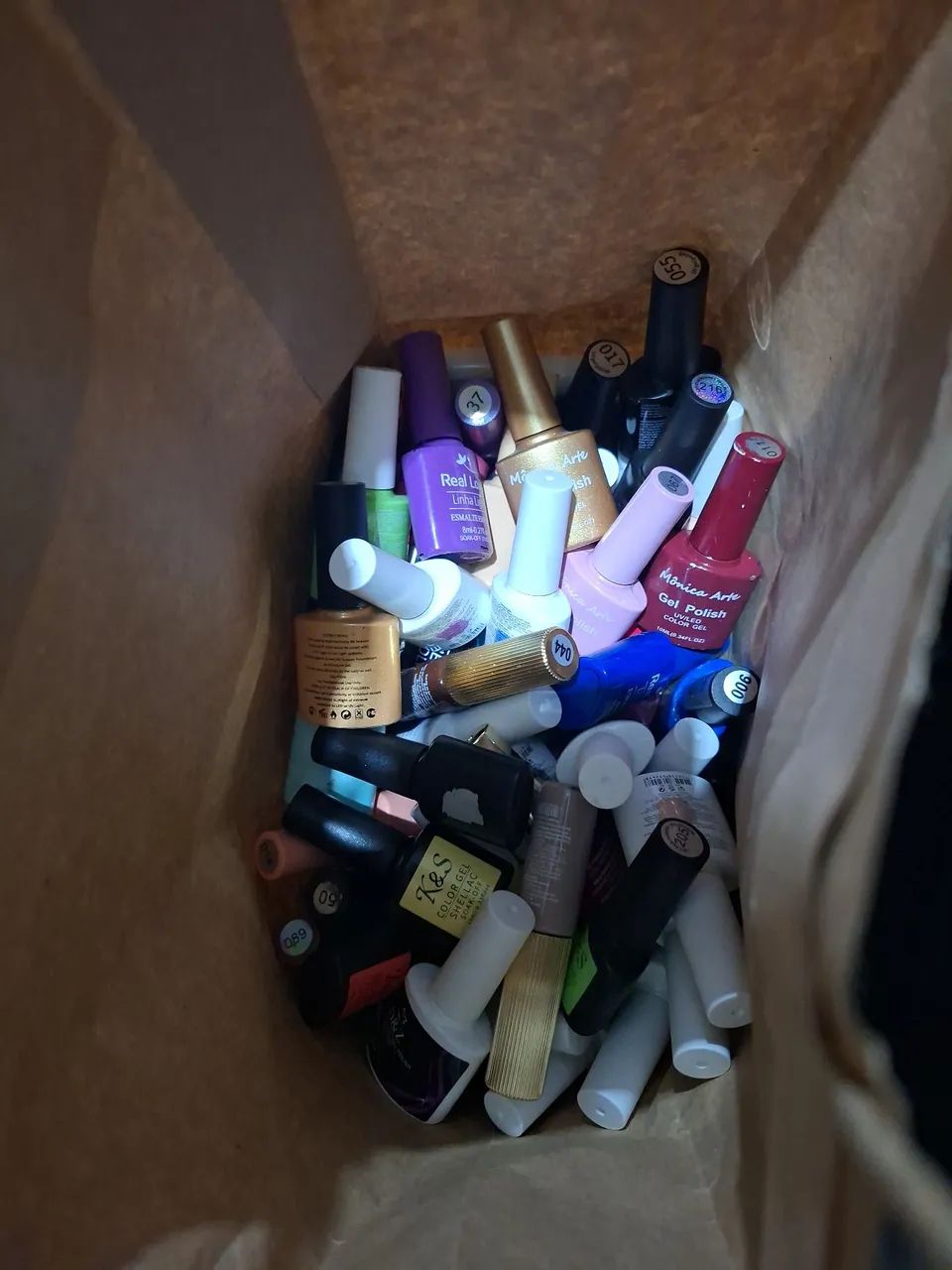 Lote com 72 esmaltes em gel - Foto 2