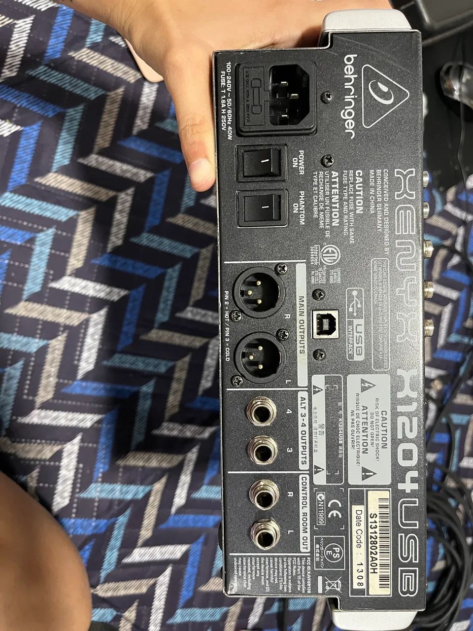 Mesa Behringer Xenyx X1204USB  - Foto 2