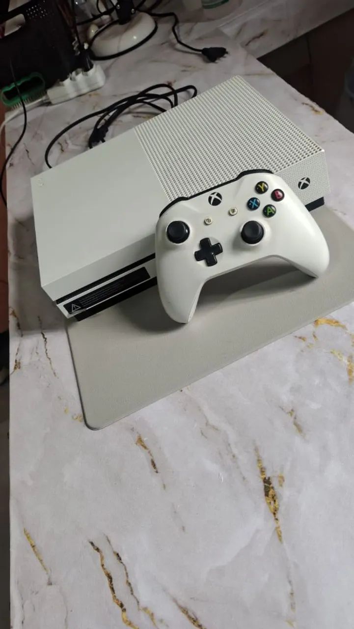 Vendo Xbox one-s 