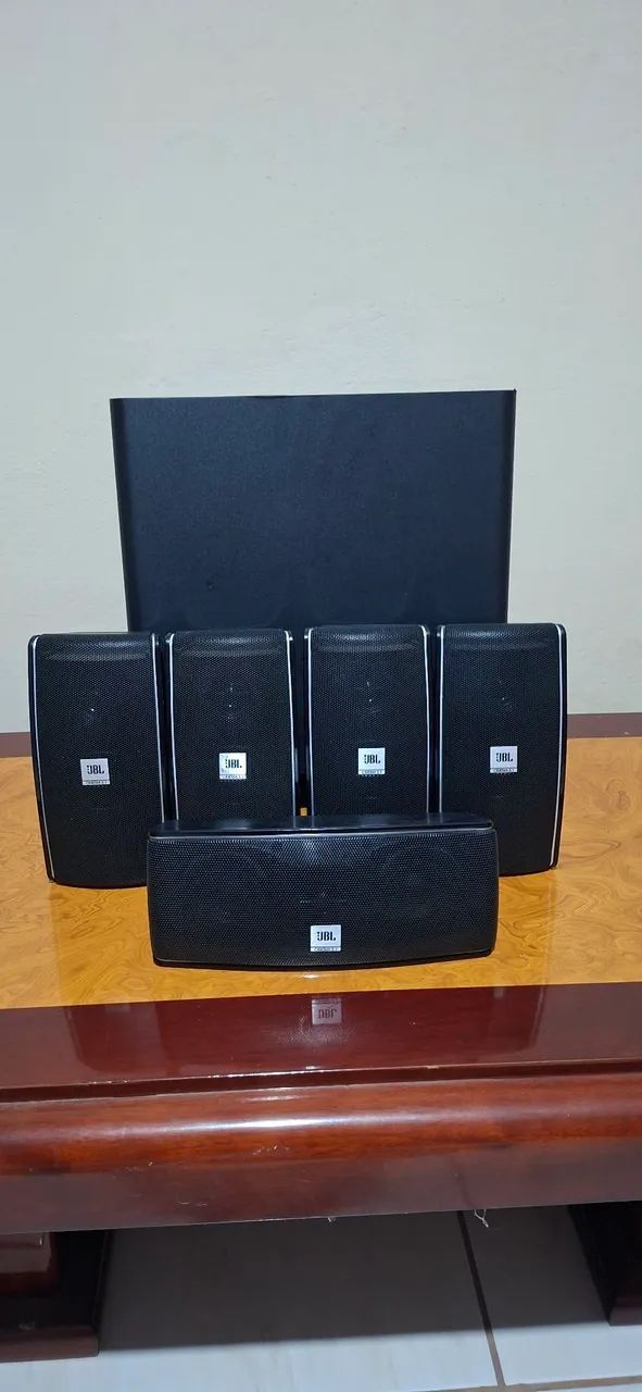 Caixas JBL Cinema 5.1 + Subwoofer 8"