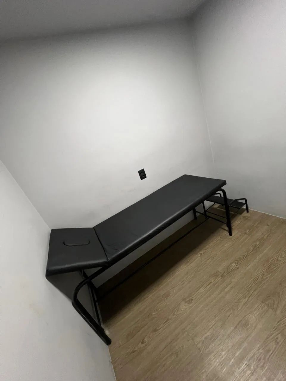Sala dentro de Barbearia  - Foto 2