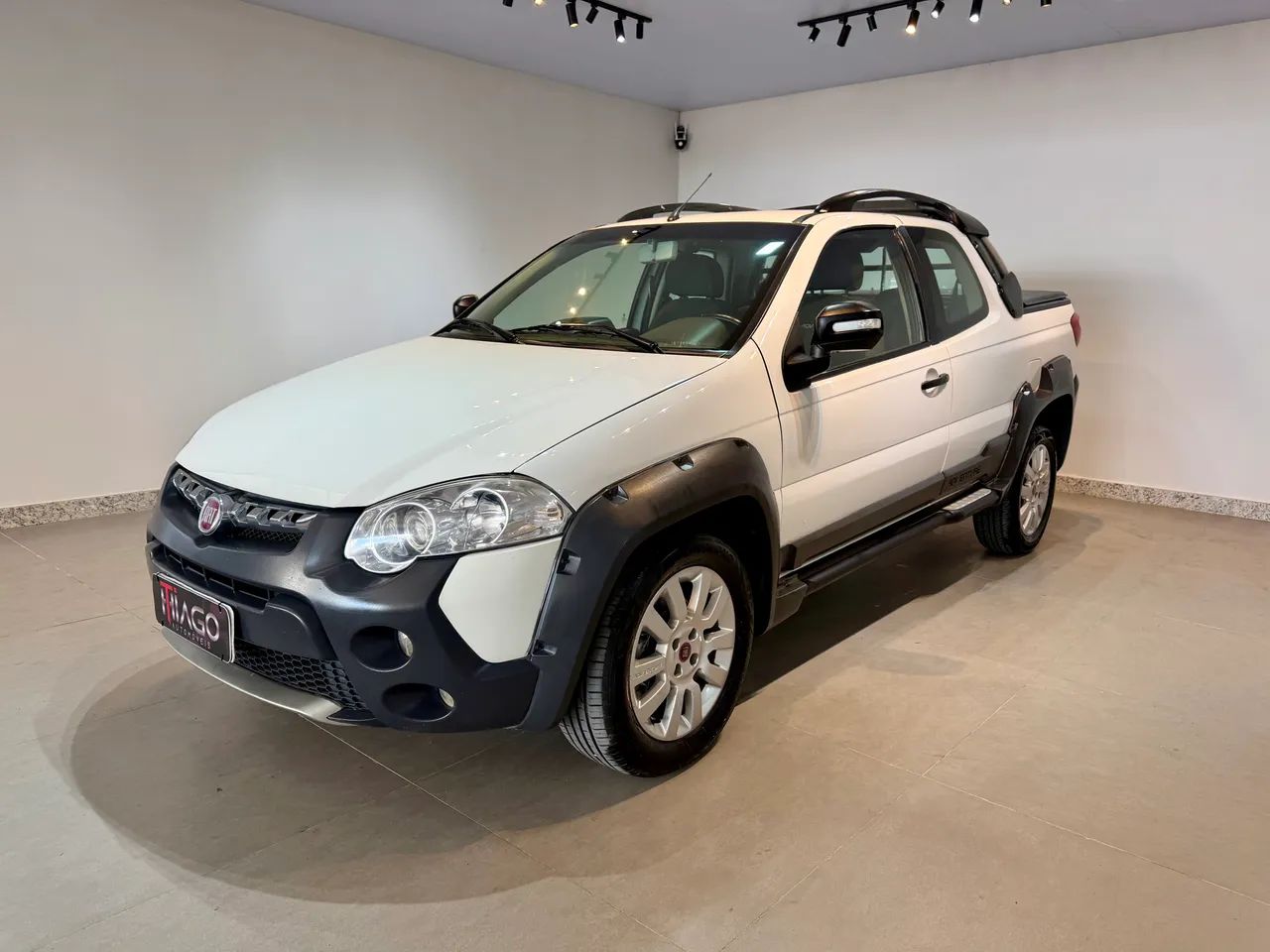 Fiat Strada Adv.1.8 16V Dualogic Flex CD 2014 - Foto 3