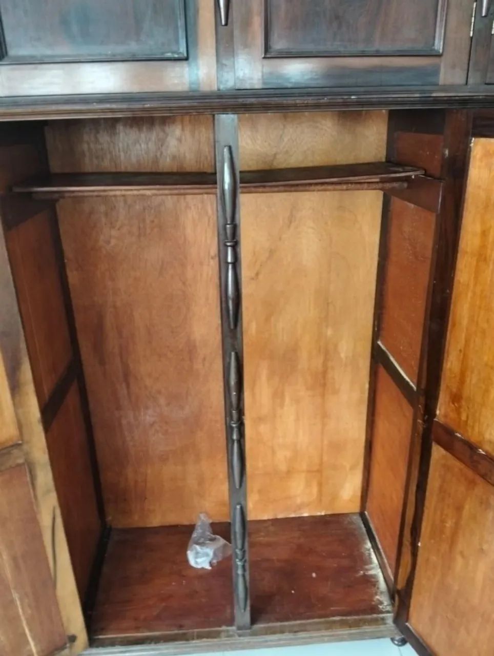 Guarda roupa em madeira  - Foto 2