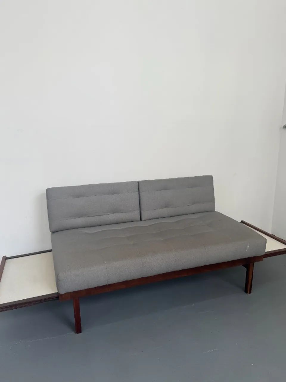 ÍCONICO SOFÁ GELLI ANOS 60