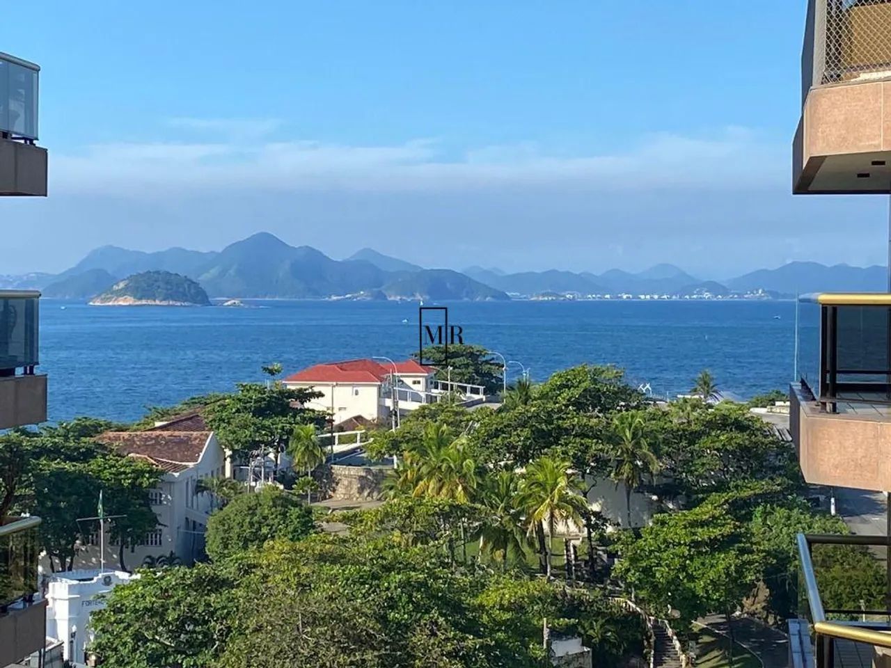 4 QUARTOS NO POSTO 06